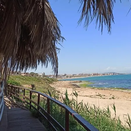 Апартаменты Only 250m From The Locos Торевьиа