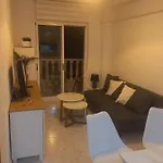 Only 250m From The Locos Apartment