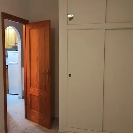 Διαμέρισμα Only 250m From The Locos *