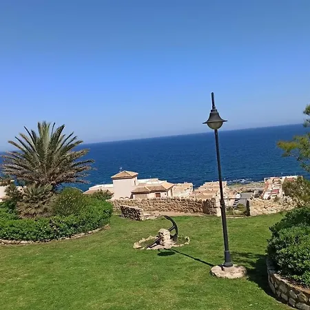 Διαμέρισμα Only 250m From The Locos